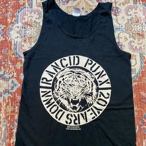 Band tank men or women